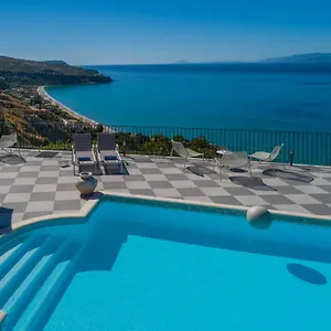 Aparthotel Garbis &, Lourdata (Kefalonia)